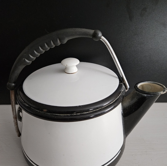 Antique Enamel Tea Pot - Picture 6 of 6